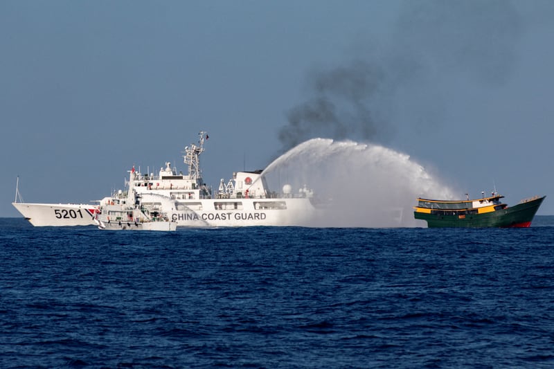 Experts warn of risk of South China Sea conflict.